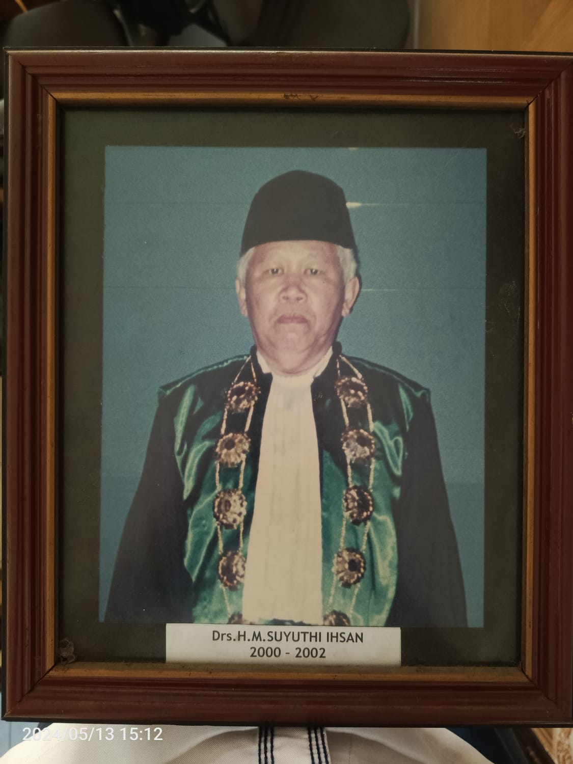 Drs. H.M. Suyuthi Ihsan